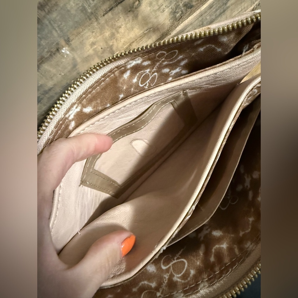 Light Pink and Cream Patterned Purse - Picture 6 of 8